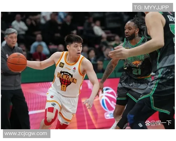 2018年CBA季后赛深圳队与新疆队激战回顾与精彩瞬间分析