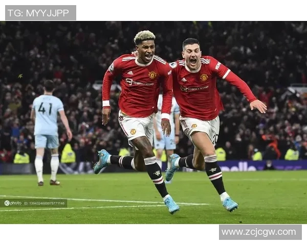 西汉姆与哈德斯联队精彩对决直播全程回顾与分析